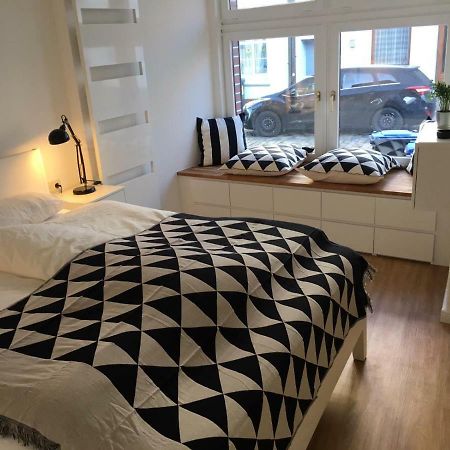 Zentral Gelegenes Ferienzimmer Moellner Seestrasse Exterior foto
